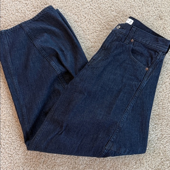 Abercrombie & Fitch The Ultra Barrel Mid Rise Jeans - Picture 3 of 13